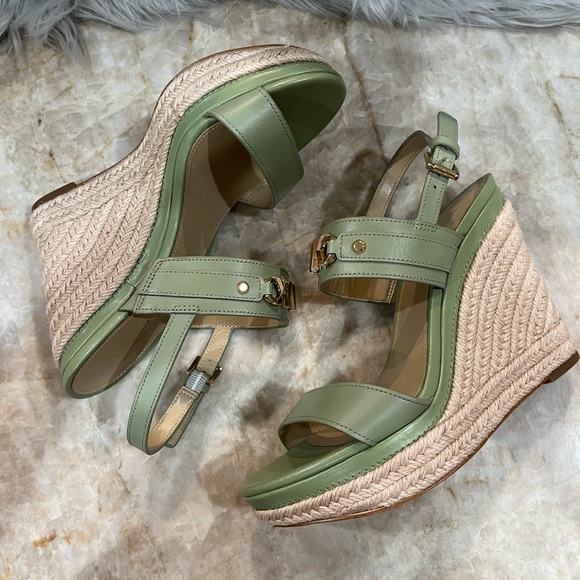 Michael Michael Kors Women’s Farrah Platform Wedge Sandal. Brand new - Picture 5 of 8